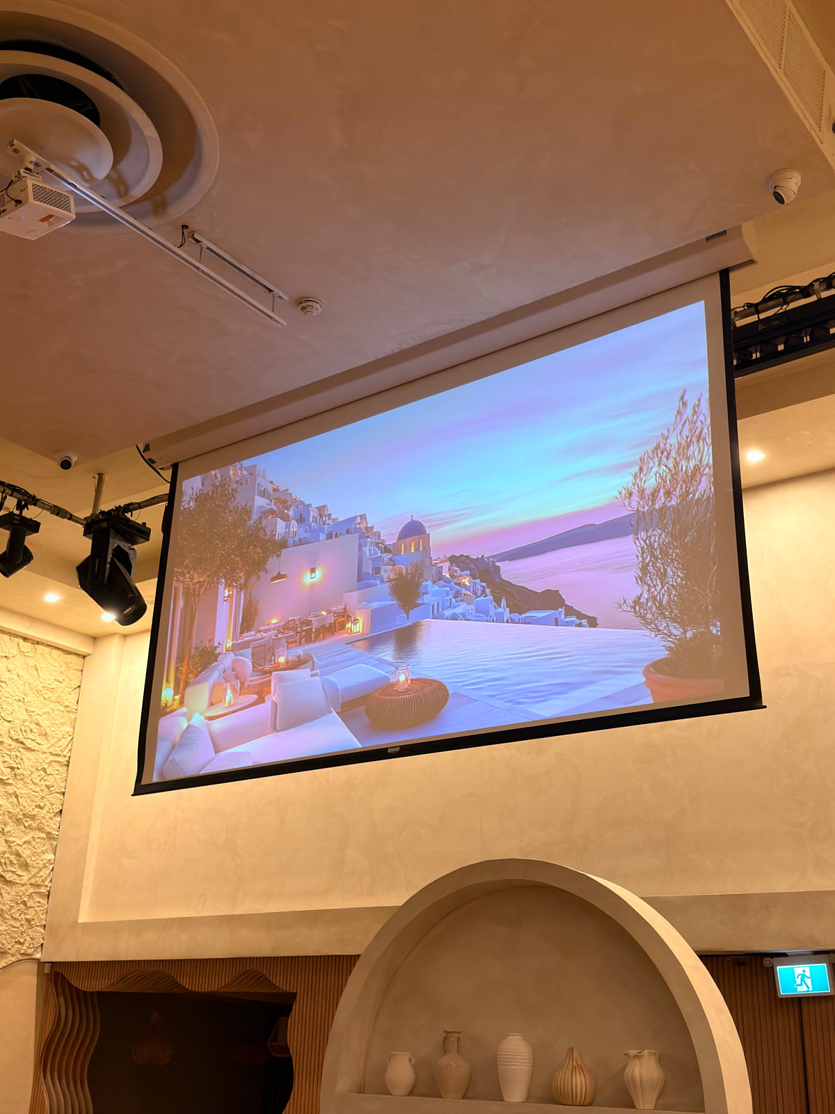 ALIA — the room set for a corporate day